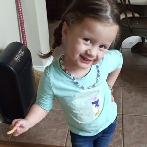 Meet your Posher, Macy